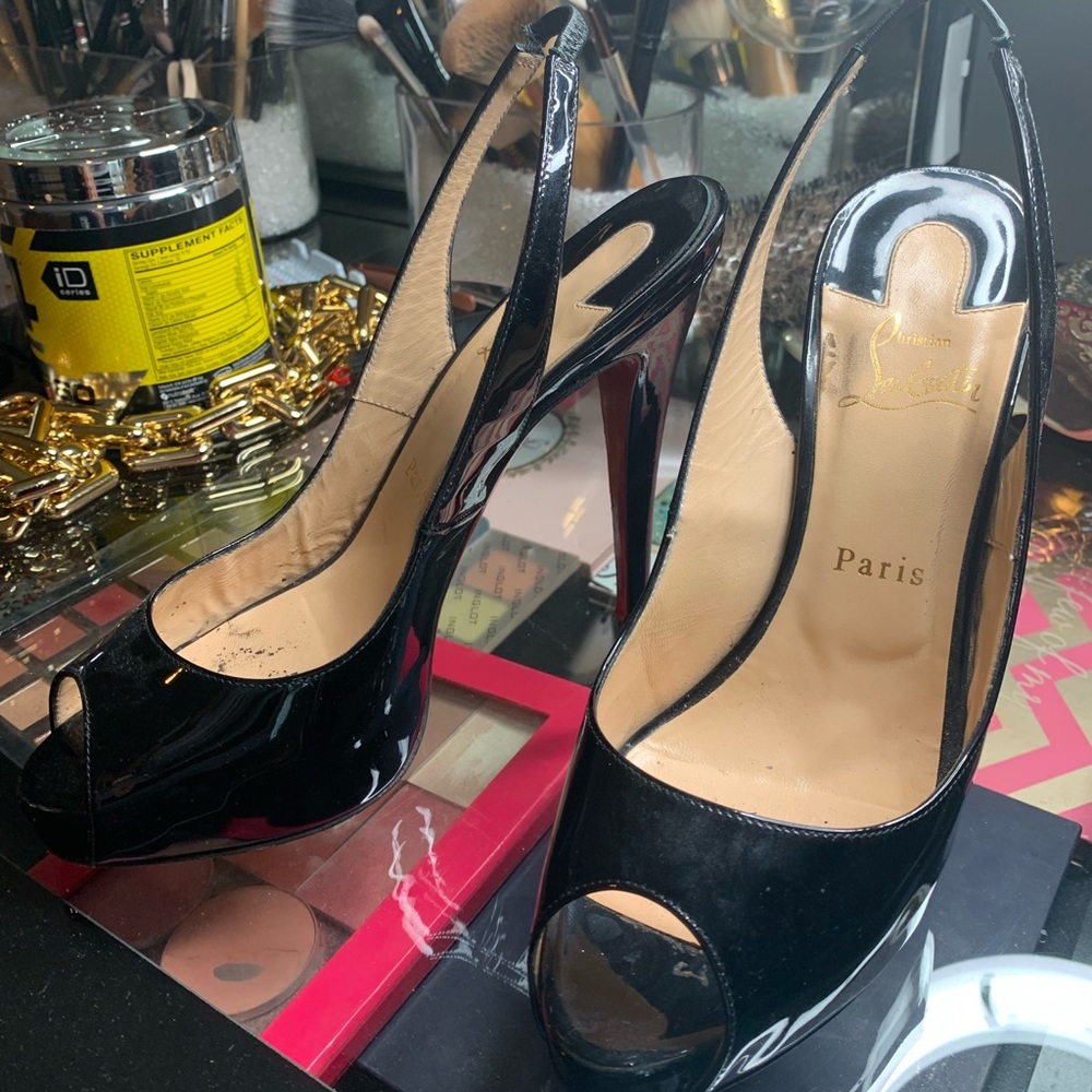 Christian Louboutin Slighback Size 39